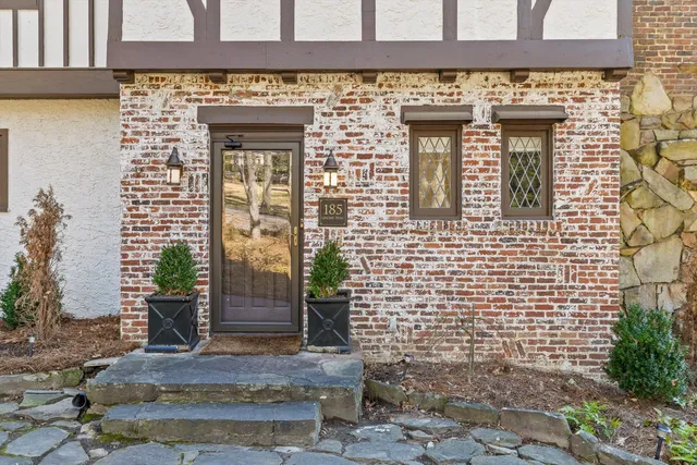 $2,075,000 | 185 Gnome Trail, Lookout Mountain, GA 30750