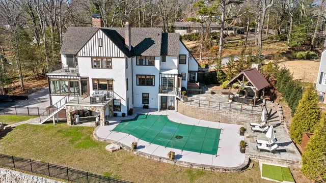 $2,075,000 | 185 Gnome Trail, Lookout Mountain, GA 30750