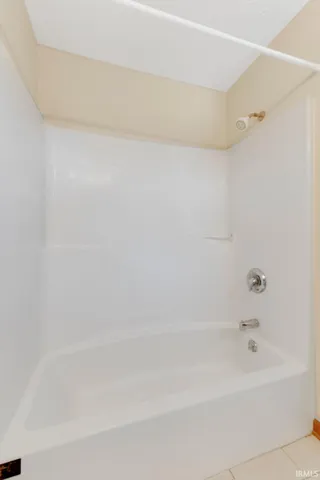 $289,900 | 5540 North Willow Avenue, Columbia City, IN 46725