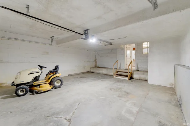 $289,900 | 5540 North Willow Avenue, Columbia City, IN 46725