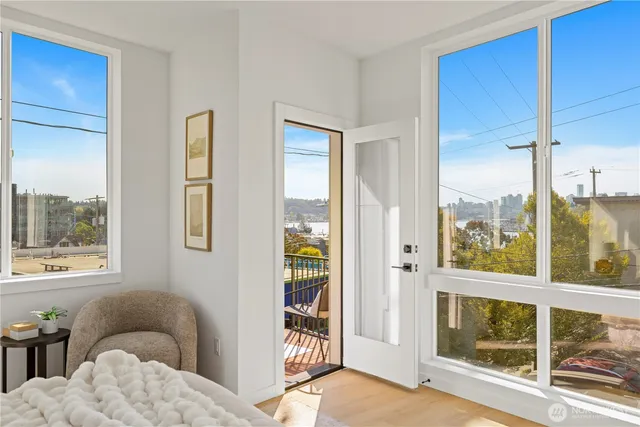 $1,350,000 | 3421 Albion Place North, Seattle, WA 98103