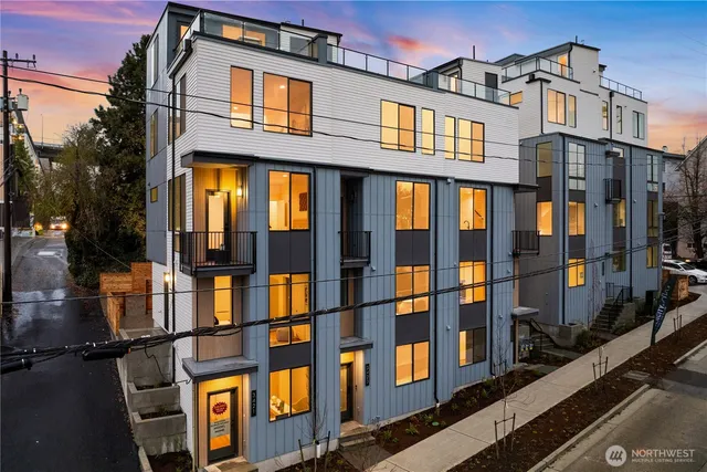 $1,350,000 | 3421 Albion Place North, Seattle, WA 98103