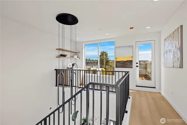 $1,350,000 | 3421 Albion Place North, Seattle, WA 98103