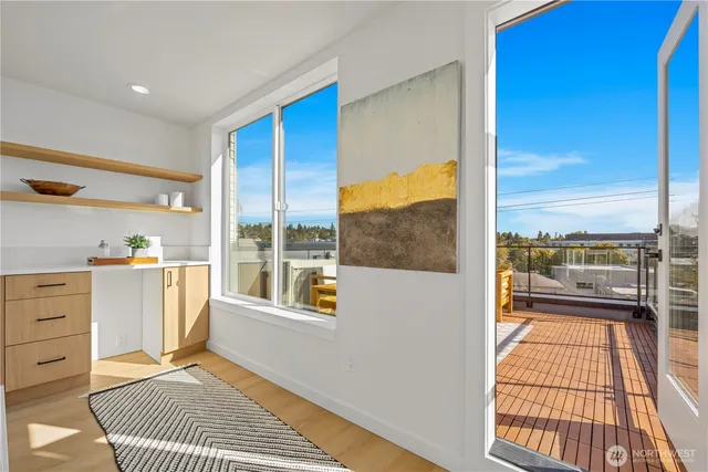 $1,350,000 | 3421 Albion Place North, Seattle, WA 98103