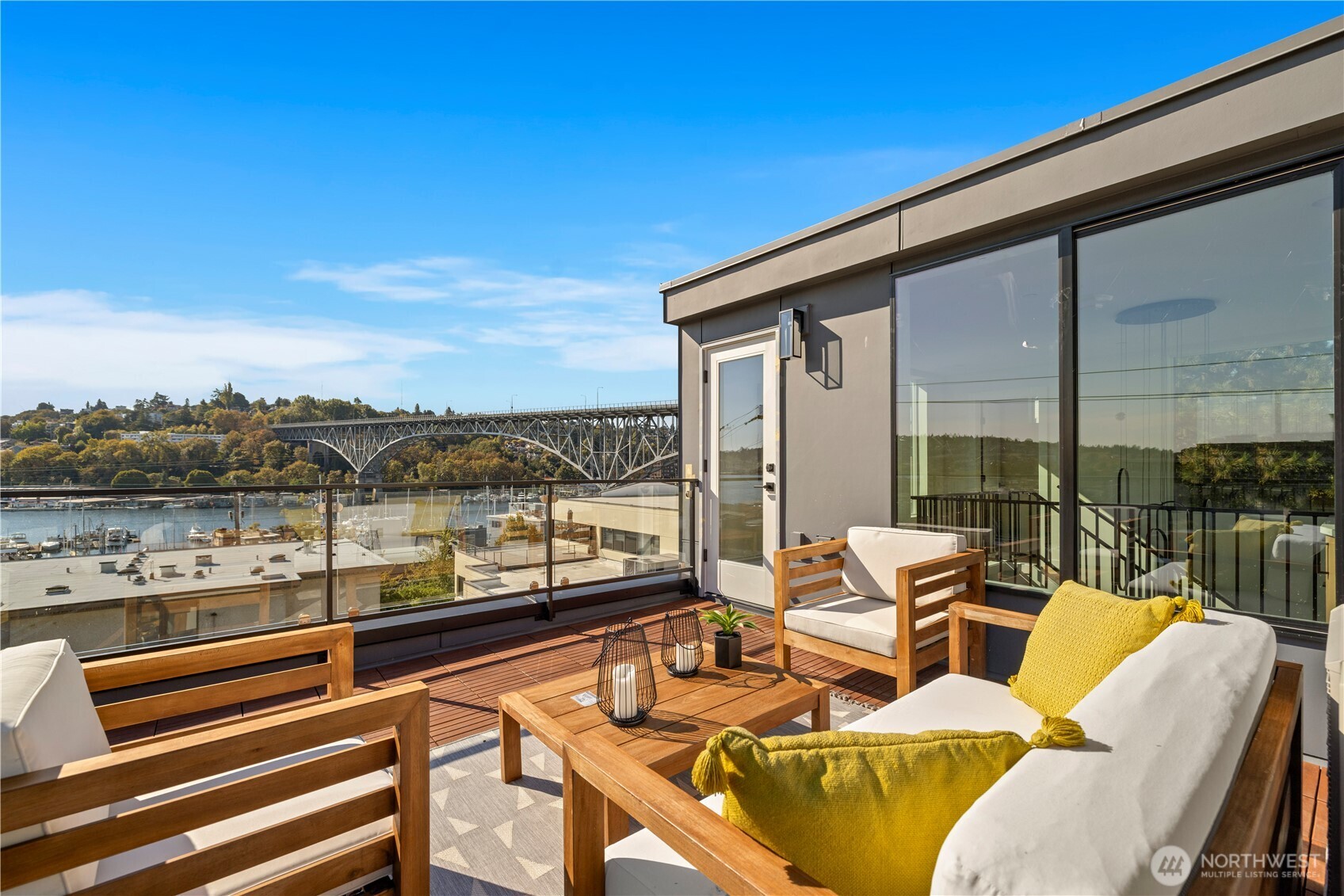 3421 Albion Place North Seattle, WA 98103 - Photo 28 of 33