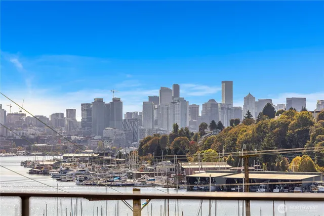 $1,350,000 | 3421 Albion Place North, Seattle, WA 98103