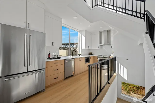 $1,350,000 | 3421 Albion Place North, Seattle, WA 98103