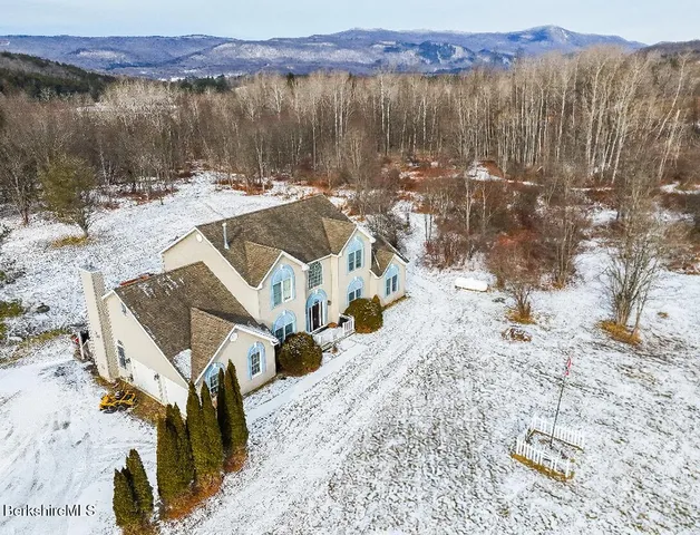 $539,900 | 867 Notch Road, Cheshire, MA 01225