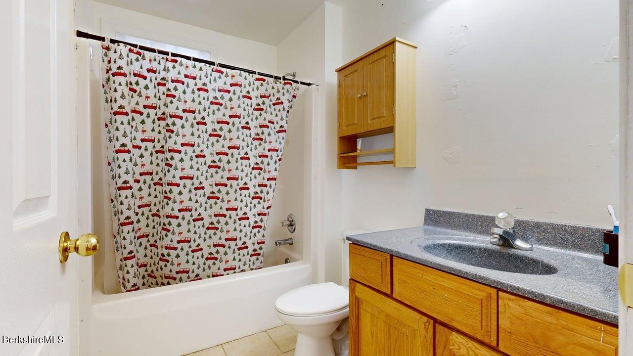 867 Notch Road Cheshire, MA 01225 - Photo 23 of 33 Second Floor Bathroom