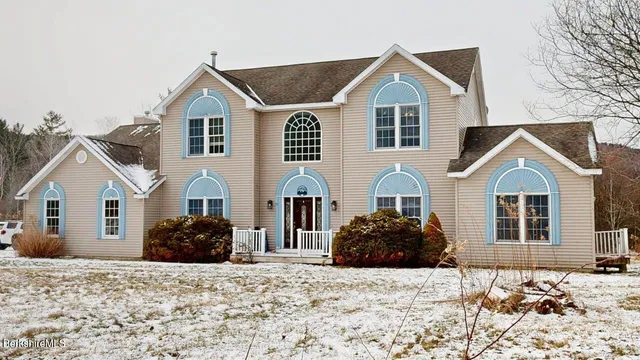 $539,900 | 867 Notch Road, Cheshire, MA 01225