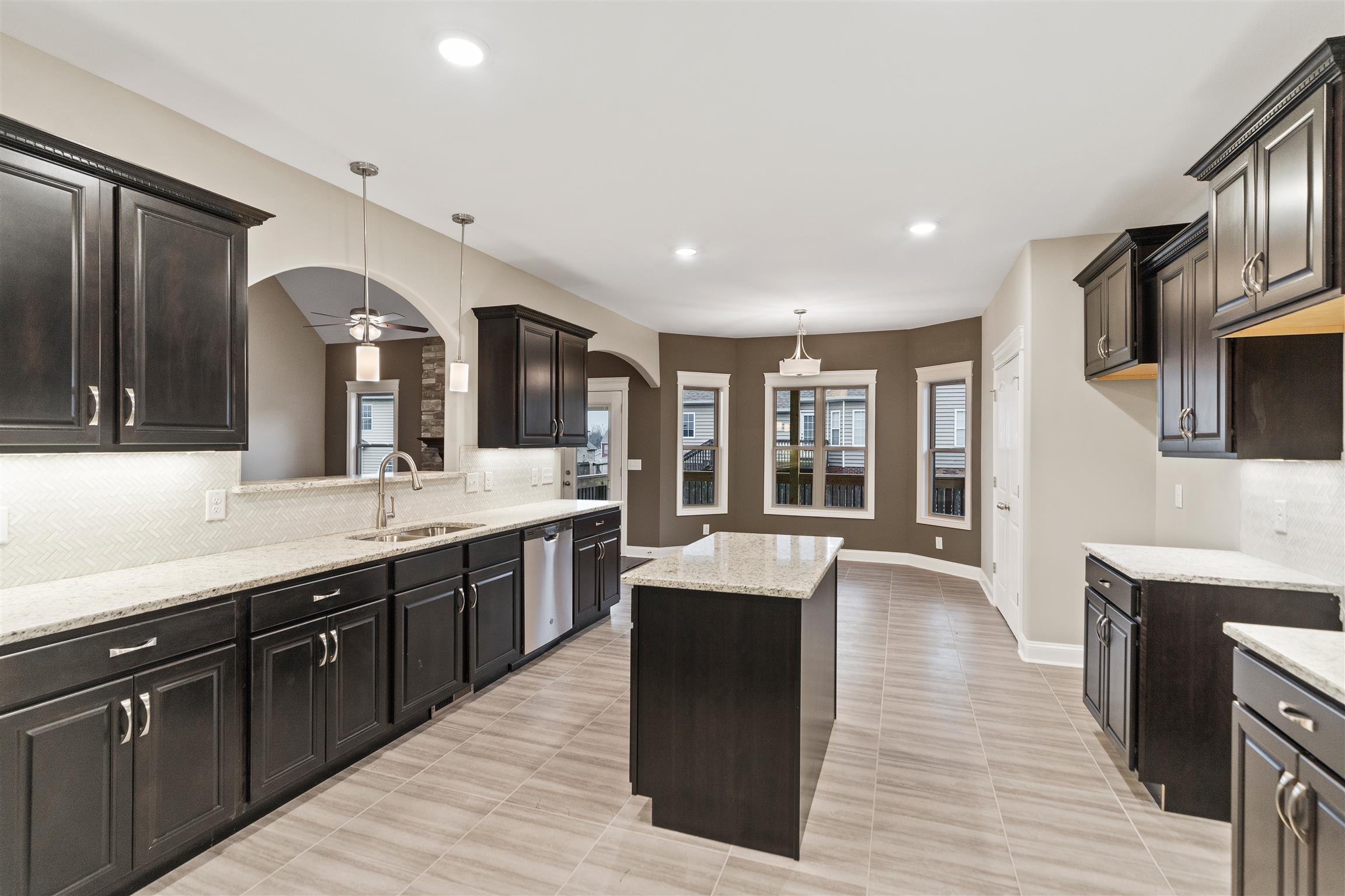 205 Spring Terrace Lane Clarksville, TN 37040 - Photo 12 of 28 Gallery Image 12