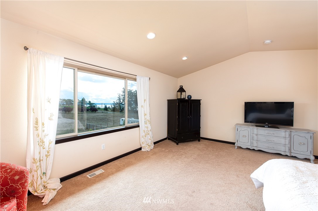 960 Lyle Ridge Circle Oak Harbor, WA 98277 - Photo 14 of 25 Gallery Image 14