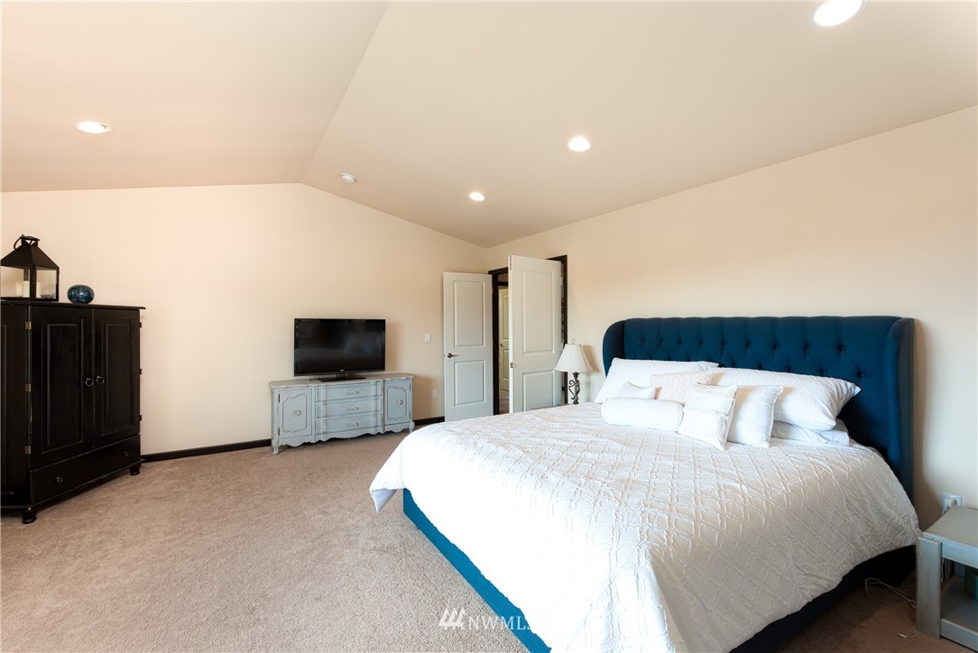 960 Lyle Ridge Circle Oak Harbor, WA 98277 - Photo 15 of 25 Gallery Image 15