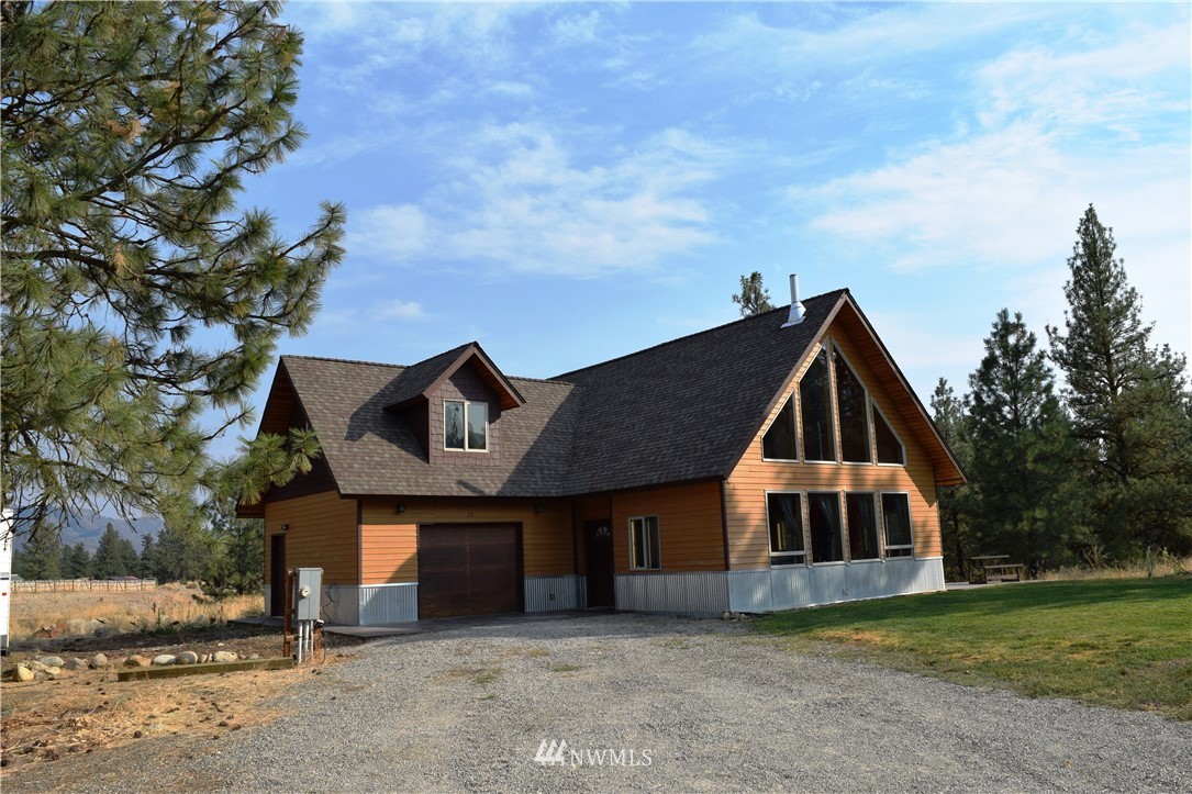 21 Palomino Road Winthrop, WA 98862 - Photo 3 of 30 Gallery Image 3