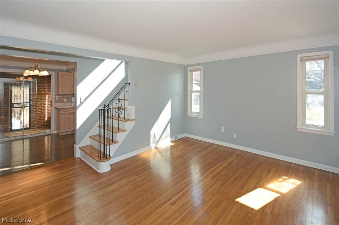 6329 Stanbury Road Parma, OH 44129 - Photo 7 of 35