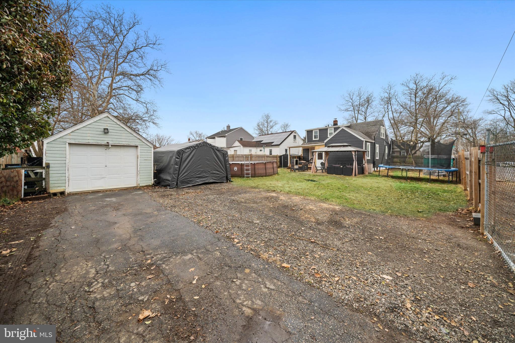 7 2nd Avenue New Castle, DE 19720 - Photo 6 of 44 Spacious backyard with potential for fun.