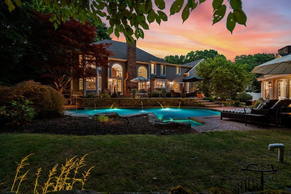 29 Anne Road North Andover, MA 01845 - Photo 3 of 42