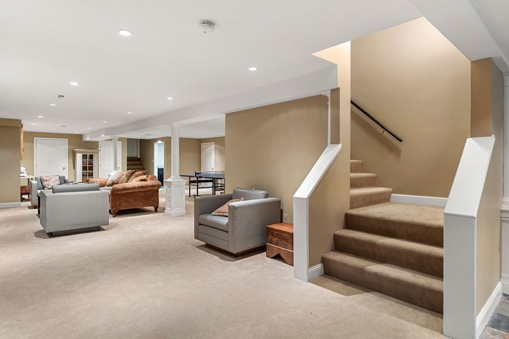 29 Anne Road North Andover, MA 01845 - Photo 34 of 42