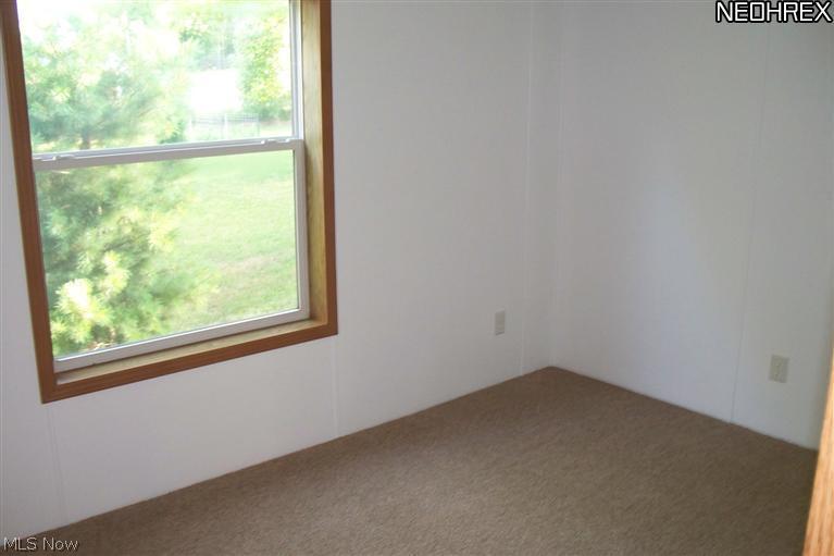 1872 Wick Campbell Road Hubbard, OH 44425 - Photo 9 of 23 Gallery Image 9