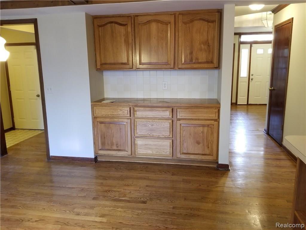 3120 Burlington Drive Rochester, MI 48306 - Photo 20 of 47
