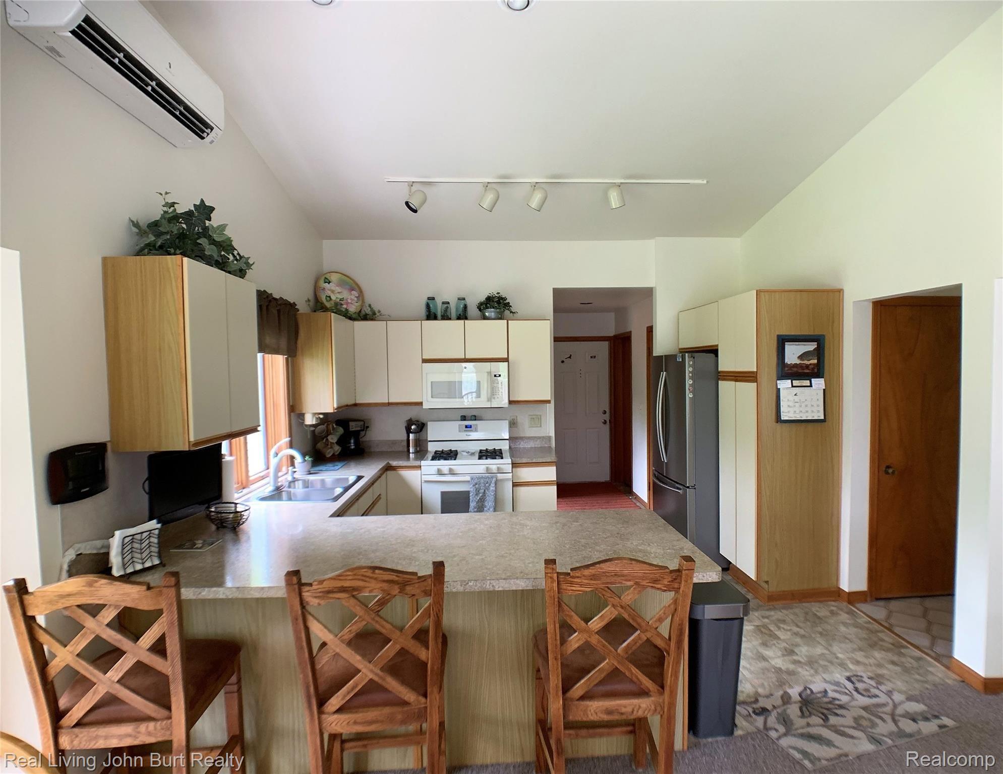 3605 Pratt Road Metamora, MI 48455 - Photo 3 of 31 Kitchen 4.JPG