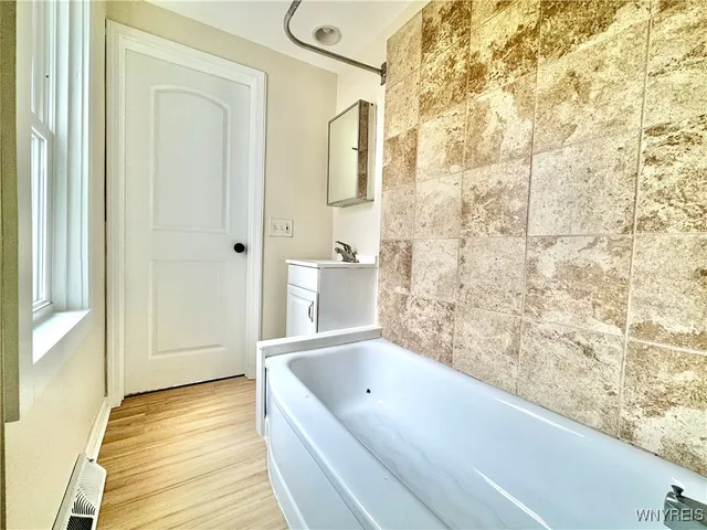 $1,050 | 63 St John Street, Lancaster, NY 14086