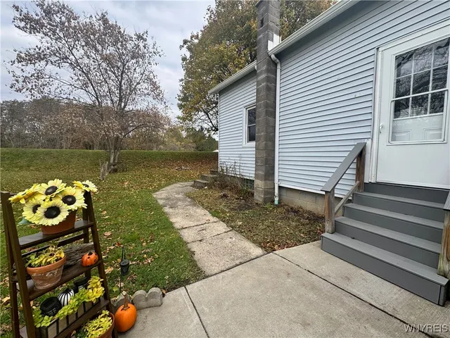 $1,050 | 63 St John Street, Lancaster, NY 14086