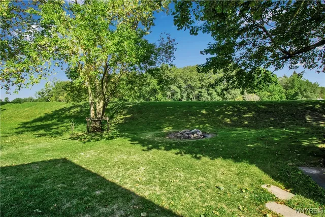 $1,050 | 63 St John Street, Lancaster, NY 14086