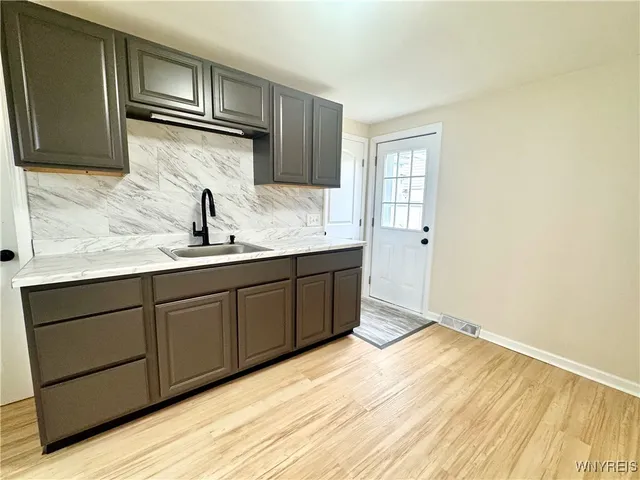 $1,050 | 63 St John Street, Lancaster, NY 14086