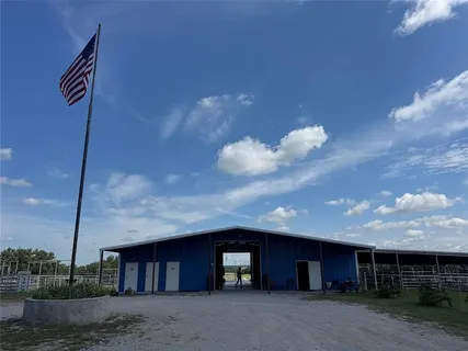 $699,000 | 125 B Rolling Bnd Road, Alvord, TX 76225