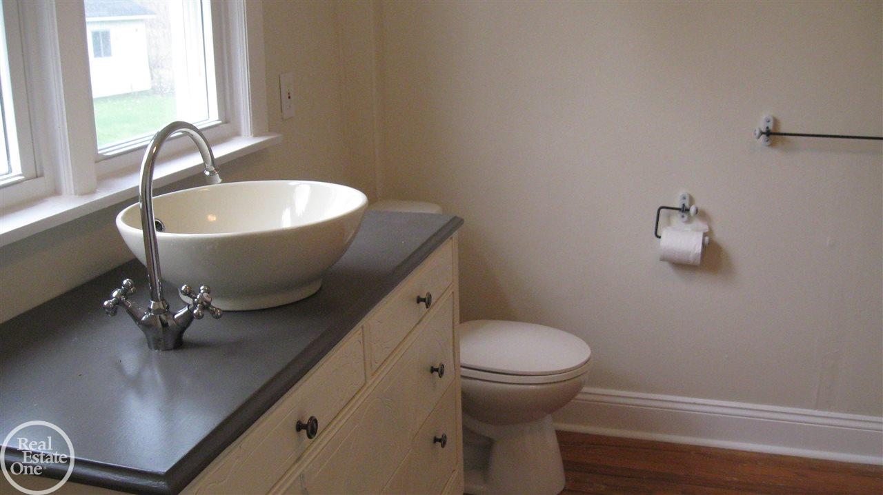 2006 Golf Course Harsens Island, MI 48028 - Photo 18 of 34