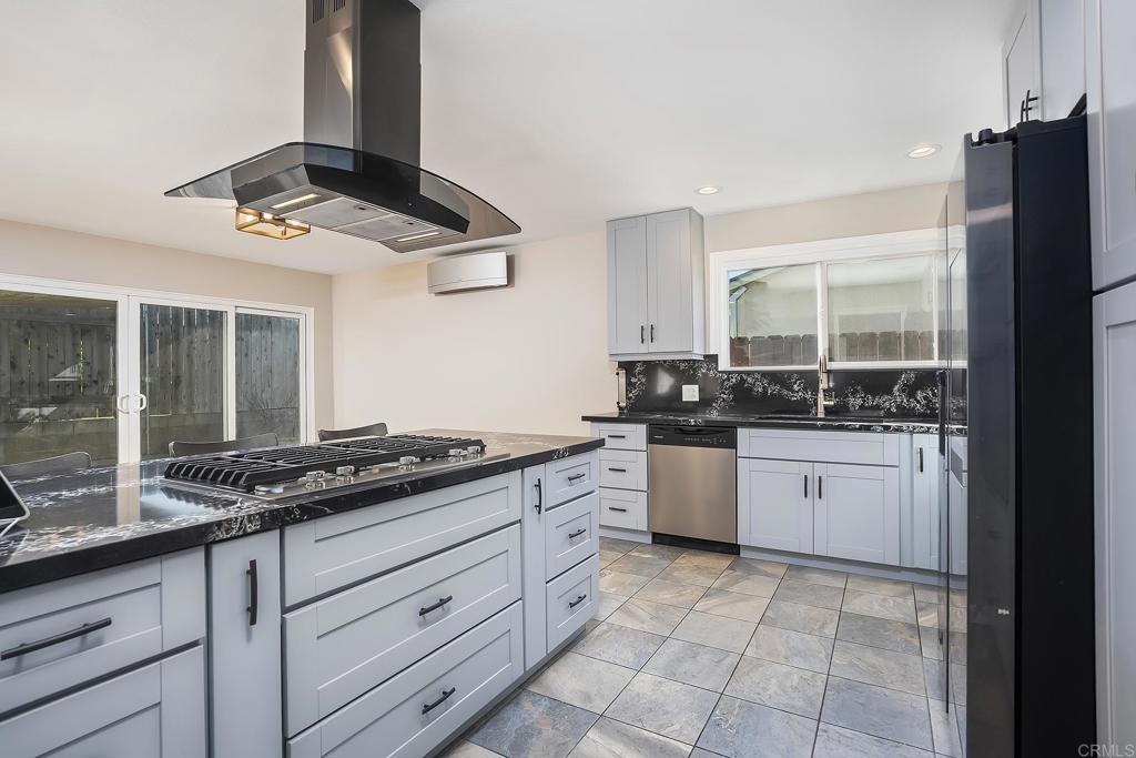 663 Ruby Street El Cajon, CA 92020 - Photo 12 of 31