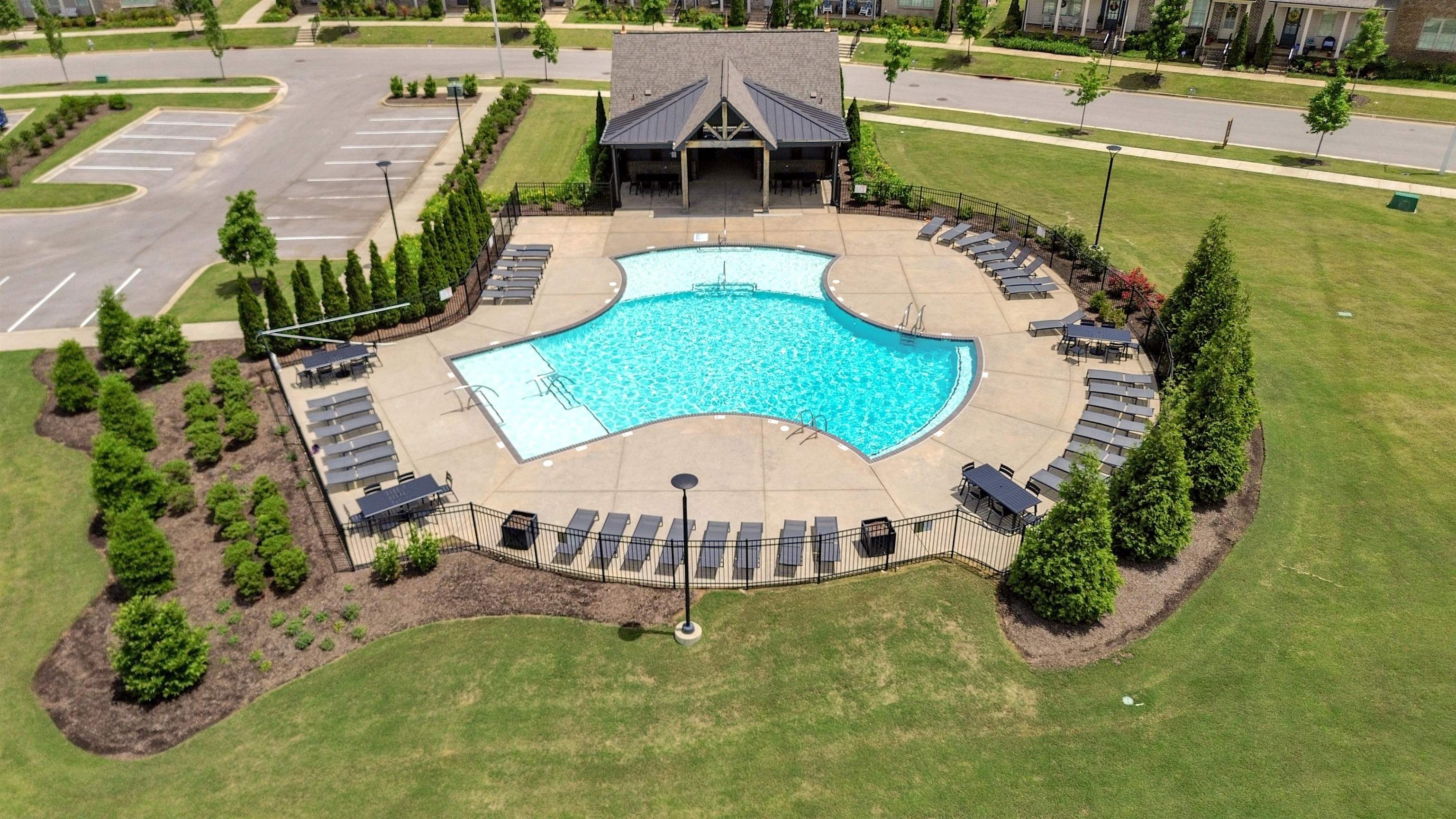 899 Aldwick Drive Collierville, TN 38017 - Photo 28 of 37