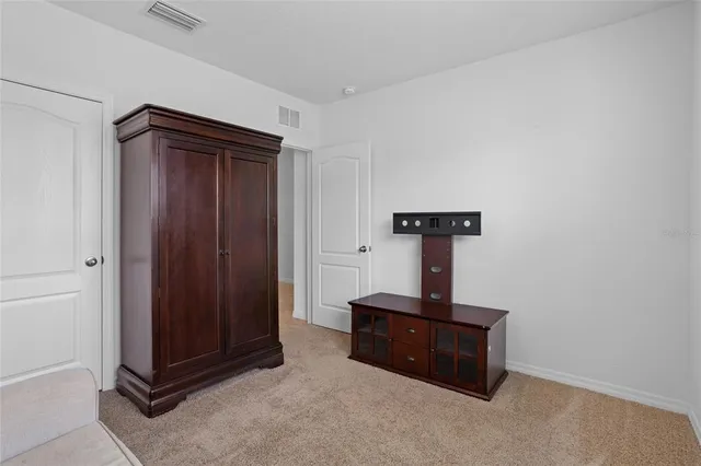 $2,400 | 2143 Kalin Way, Tavares, FL 32778