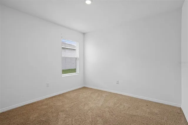 $2,400 | 2143 Kalin Way, Tavares, FL 32778