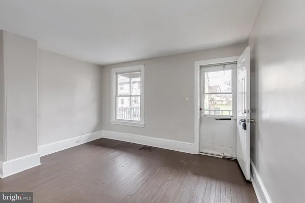 $239,900 | 517 Linden Avenue, Burlington, NJ 08016