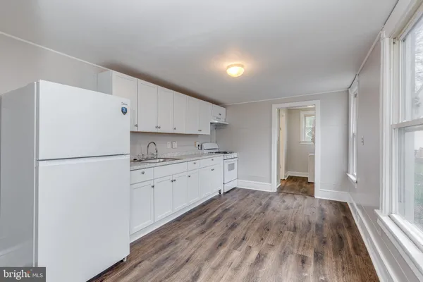 $239,900 | 517 Linden Avenue, Burlington, NJ 08016