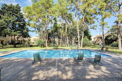 $219,000 | 800 Country Pl Drive, Unit 602, Houston, TX 77079