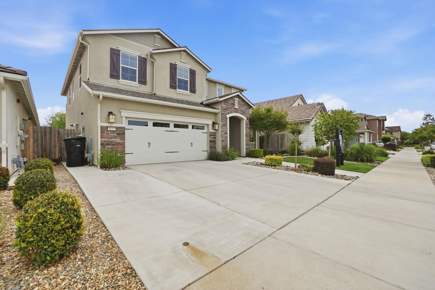 1652 Cady Lane Ripon, CA 95366 - Photo 4 of 46