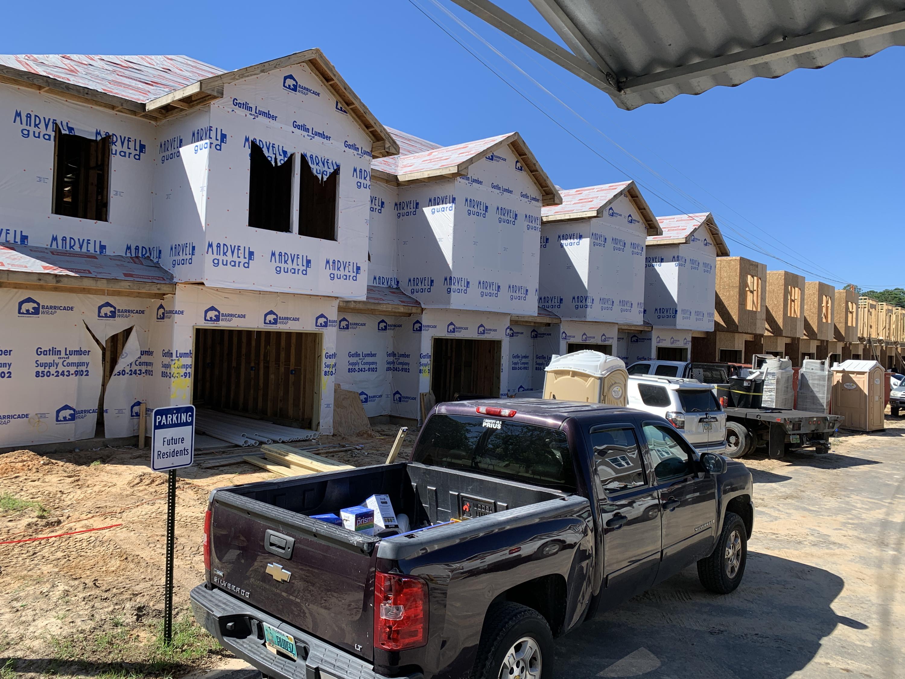 1816 Stable Lane, Unit B9 Fort Walton Beach, FL 32547 - Photo 2 of 11