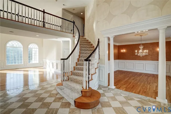 a view of entryway with a front door