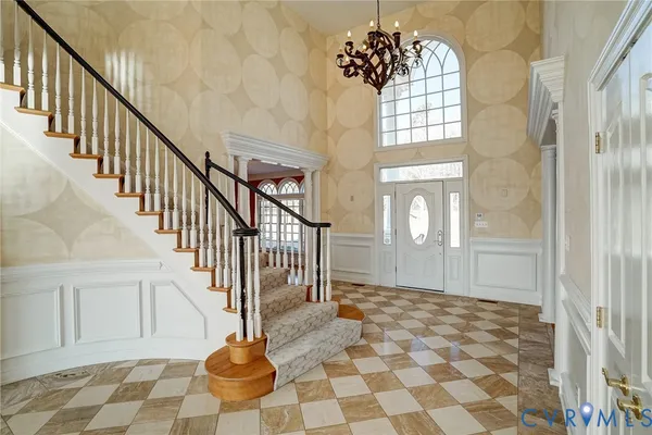 a view of a hallway with windows