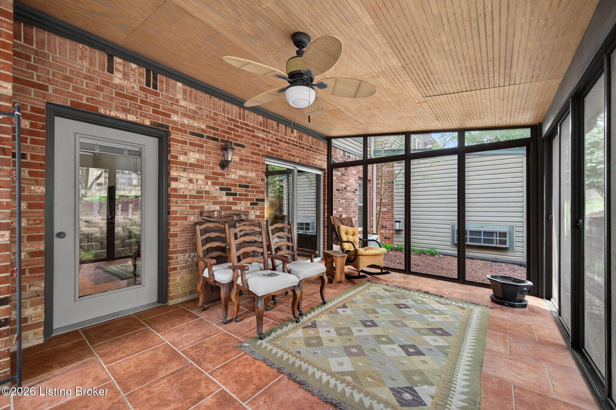 7017 Ridge Run Circle Prospect, KY 40059 - Photo 3 of 51 So Peaceful and Private!