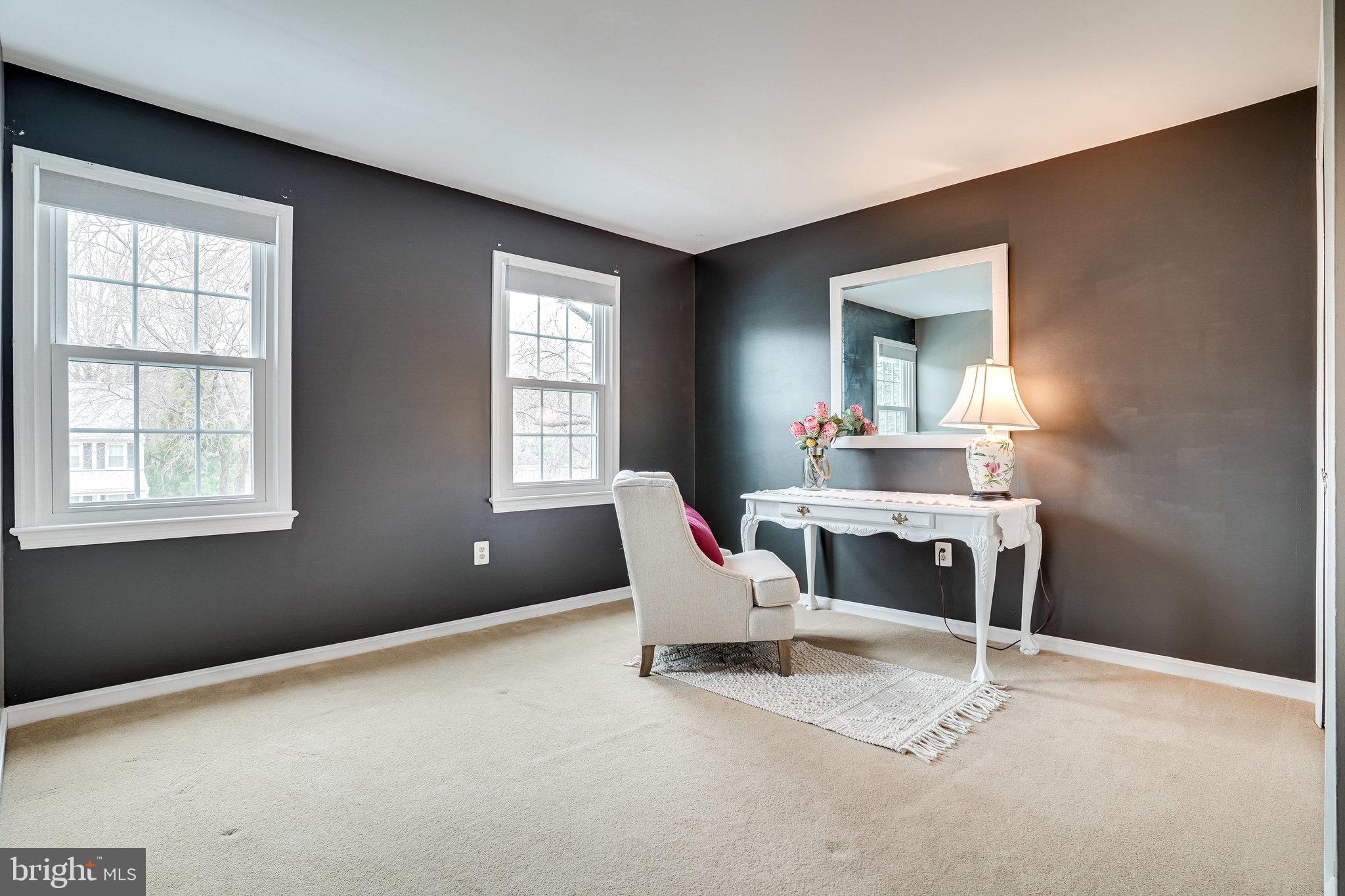 6804 Bluecurl Circle Springfield, VA 22152 - Photo 20 of 36 Upper Level Bedroom 4