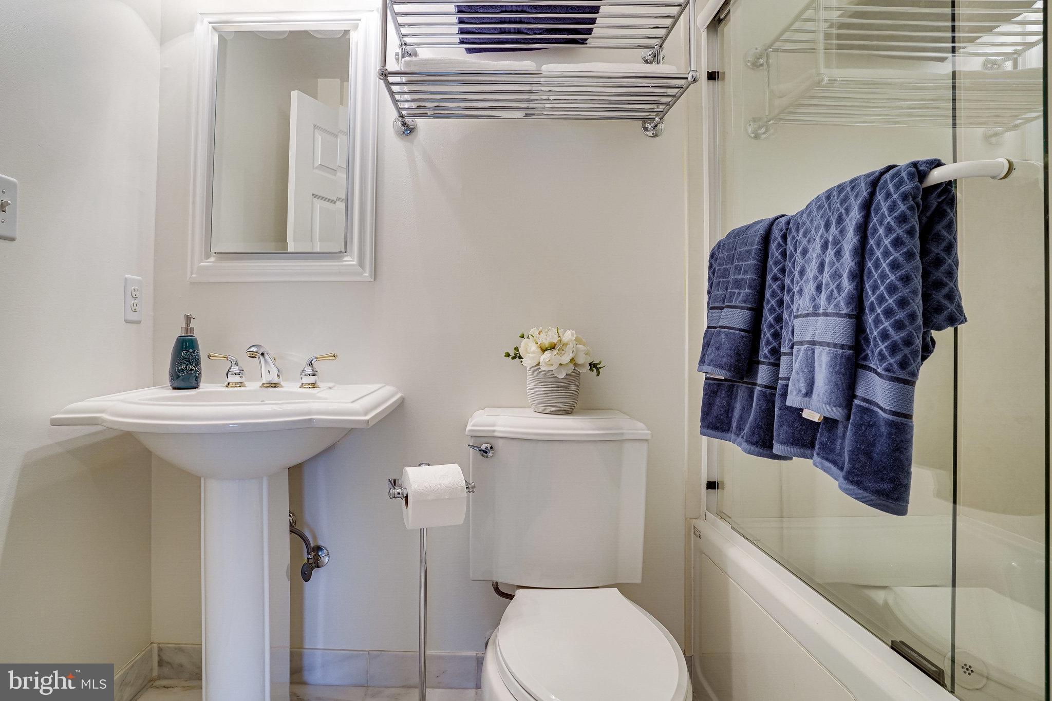 6804 Bluecurl Circle Springfield, VA 22152 - Photo 22 of 36