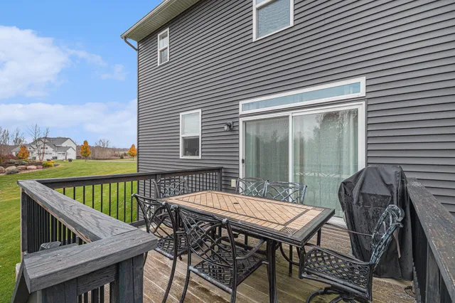 $899,000 | 3183 Railway Drive Southwest, Byron Center, MI 49315