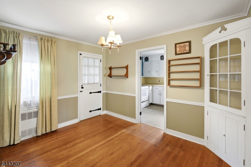 180 Milltown Road Springfield, NJ 07081 - Photo 8 of 27