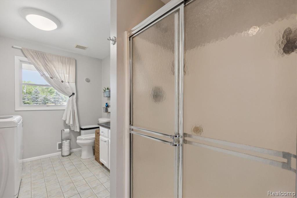 14244 Seymour Road Linden, MI 48451 - Photo 32 of 67 Gallery Image 32