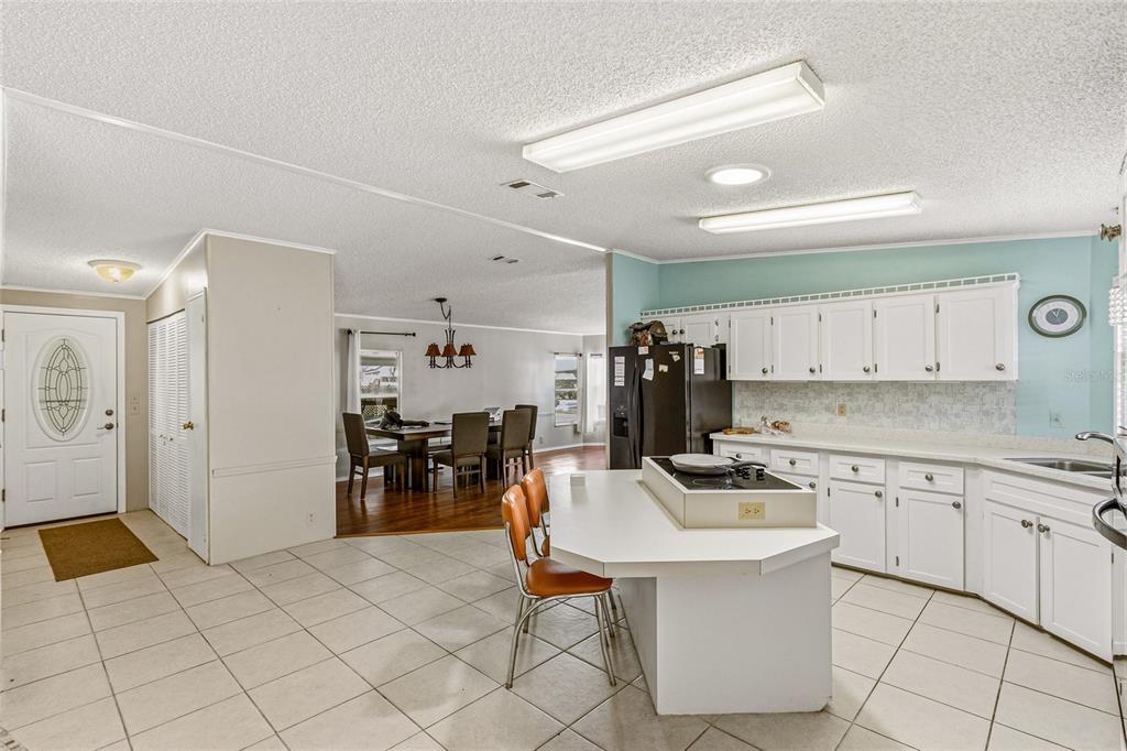 917 Cypress Street Sebastian, FL 32976 - Photo 13 of 80