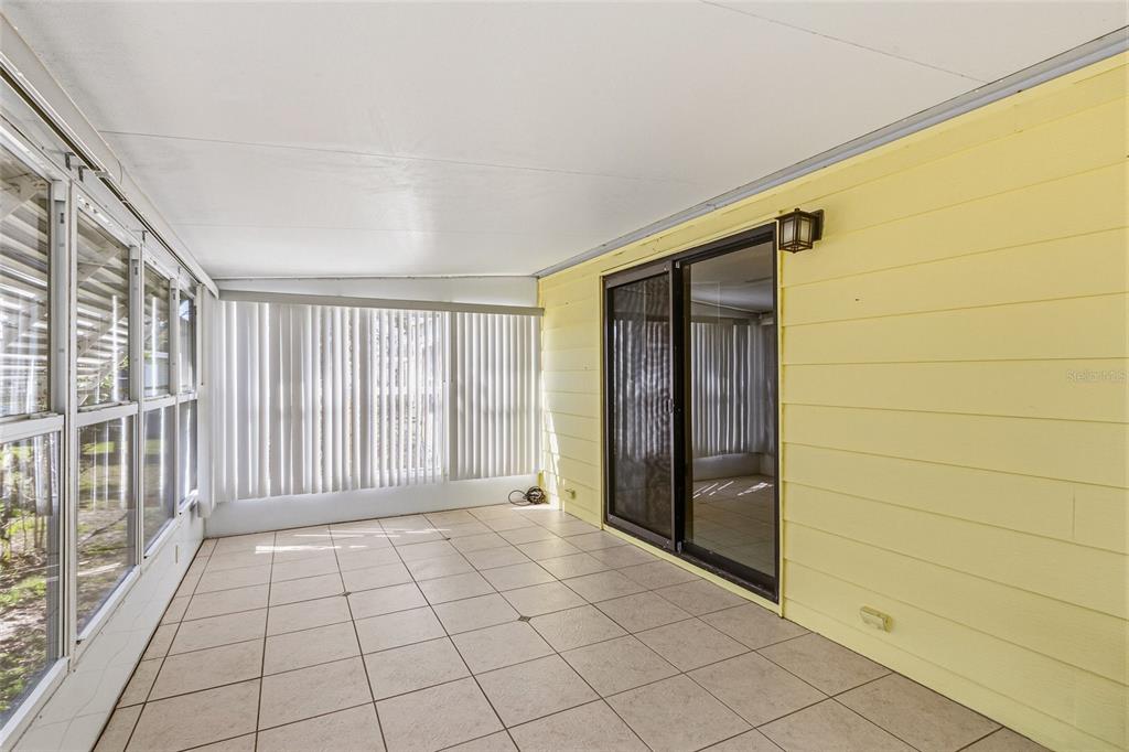 917 Cypress Street Sebastian, FL 32976 - Photo 28 of 80 a view of an empty room and window